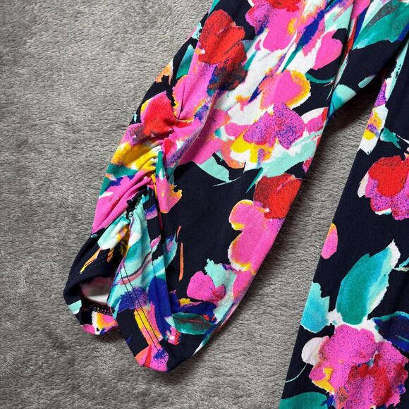 Susan Graver Liquid Knit Top Colorful Floral Asymmetrical Hem Boat Neck 2X C170 - Picture 3 of 9